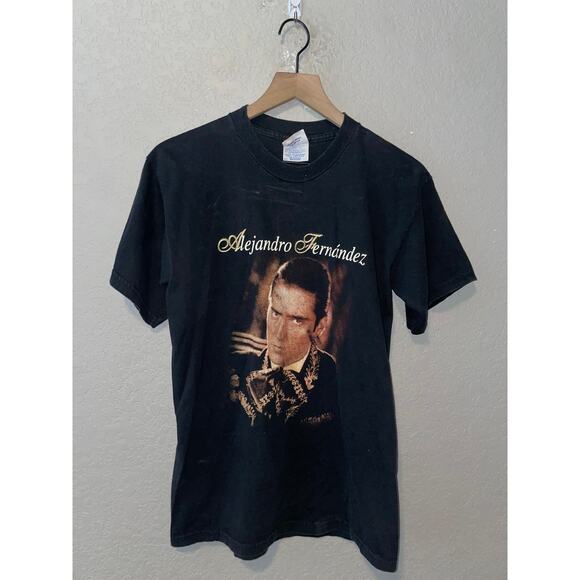 Vintage Alejando Fernandez Shirt Entre Tus Brazos Mexican Musician Tee Medium - Picture 1 of 10
